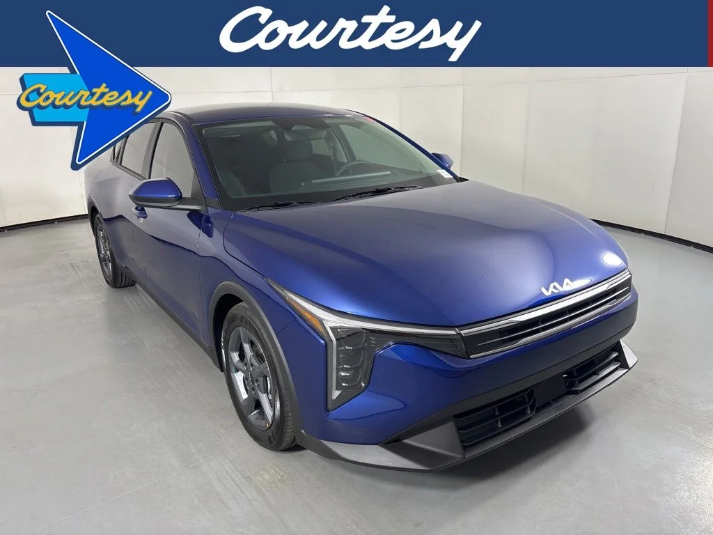 2026 Kia K4 LXS AT's photo