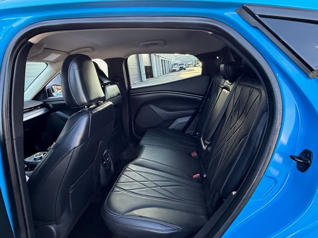 Used 2024 Blue Ford Select image 12