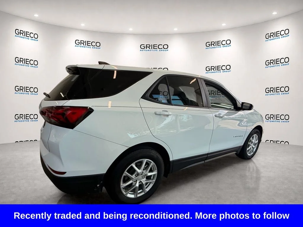 Used 2022 White Chevrolet LS image 6