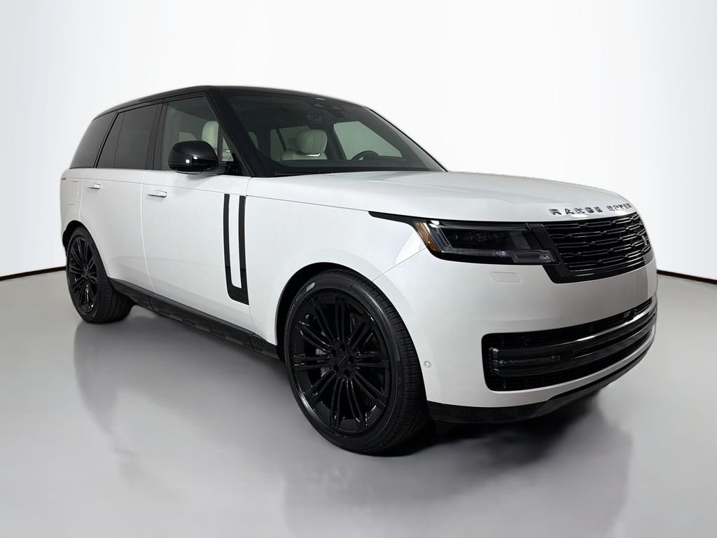 New 2026 Ostuni Pearl White Land Rover SE image 3