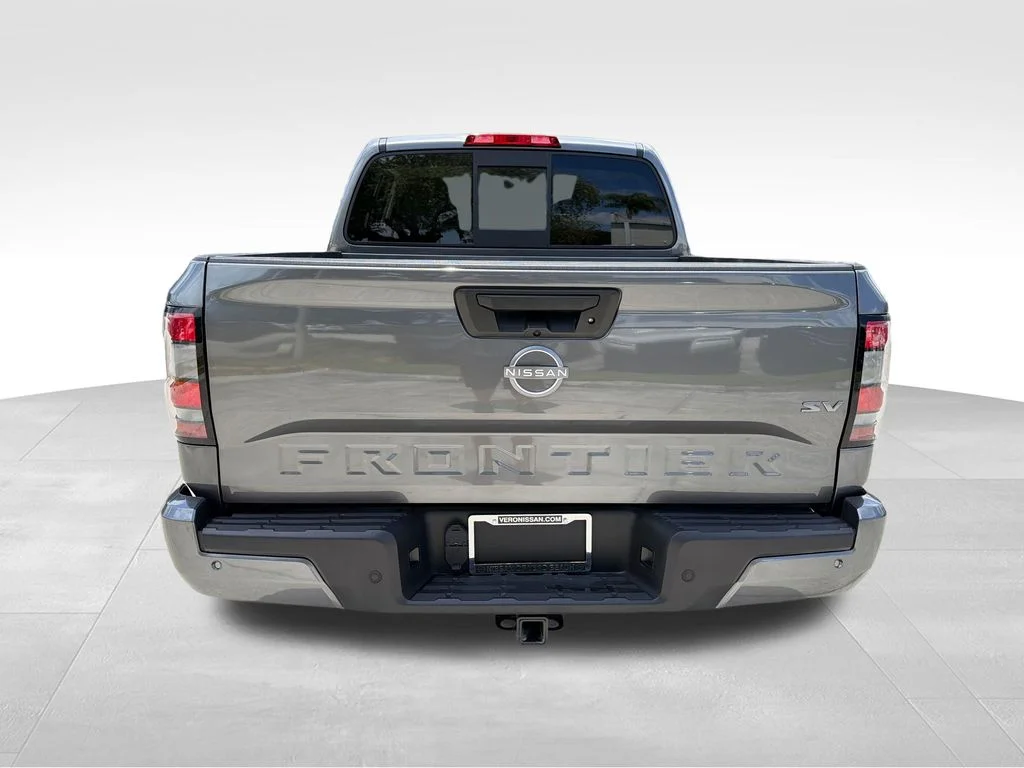 2022 Nissan Frontier SV - Photo 7