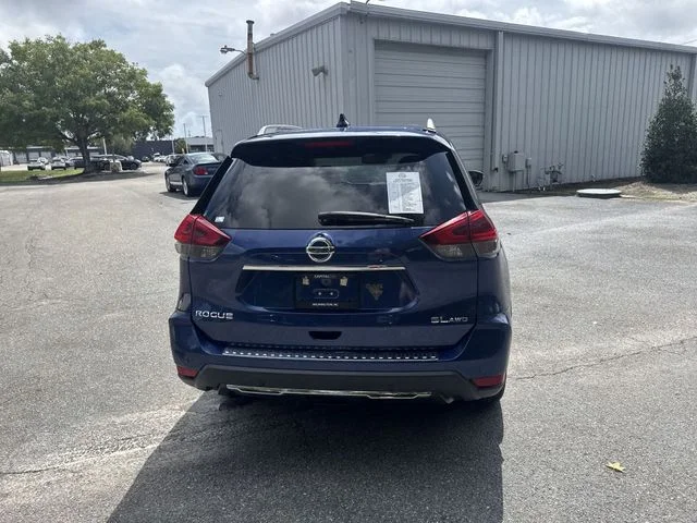 Used 2019 Blue Nissan SL image 6