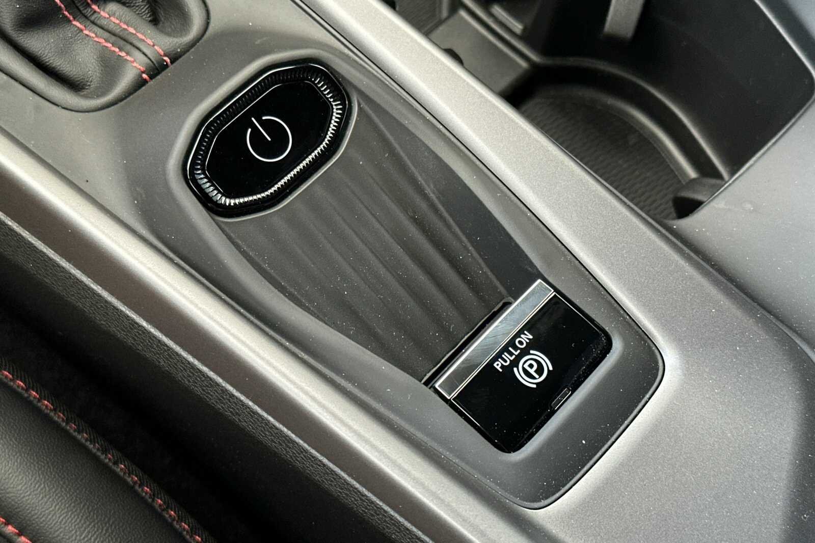 New 2025 Diamond Black Crystal Pearlcoat Dodge  image 20