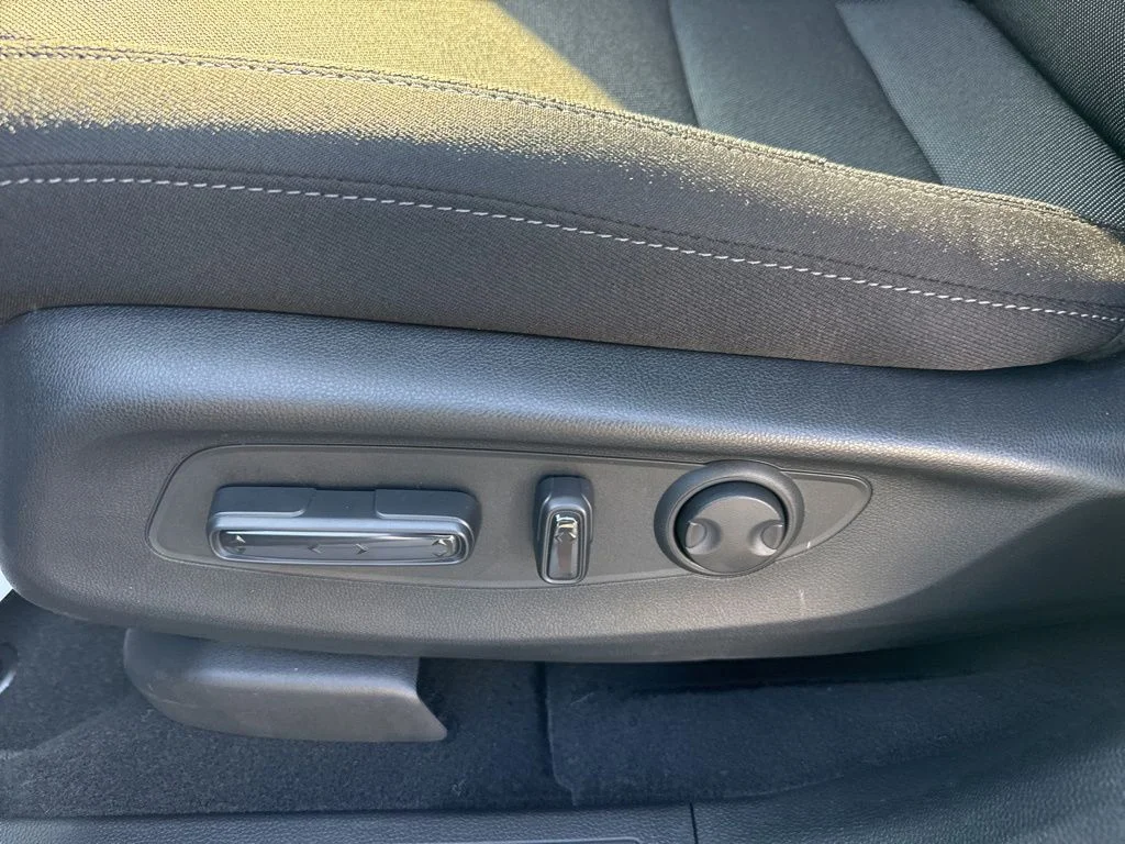 New 2026 Urban Gray Pearl Honda EX image 22