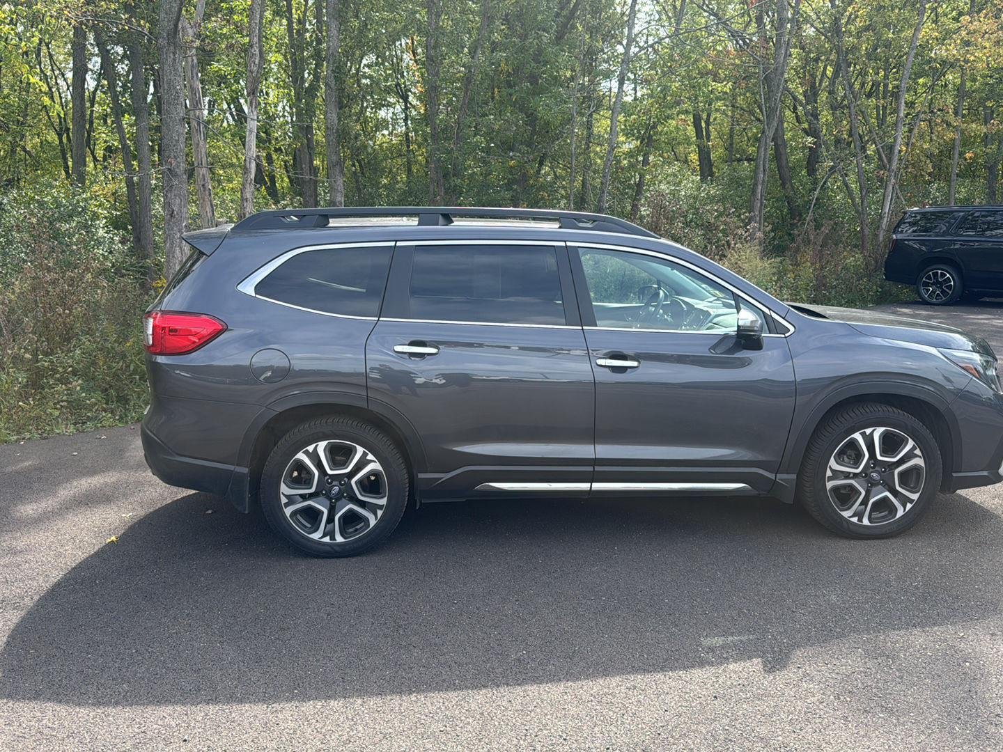 Used 2023 Magnetite Gray Metallic Subaru Touring image 9