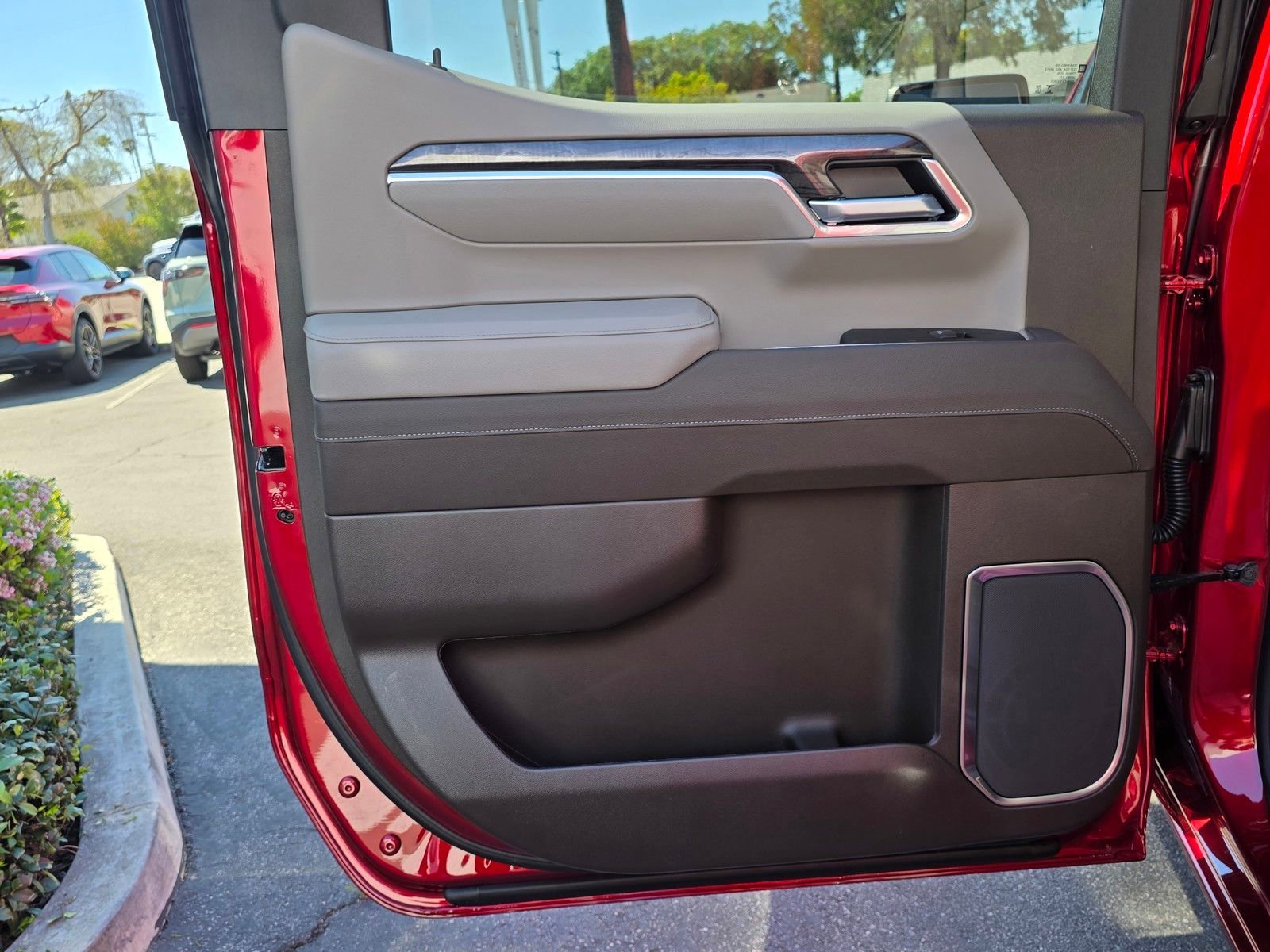 2026 Chevrolet Silverado 1500 LTZ - Photo 15