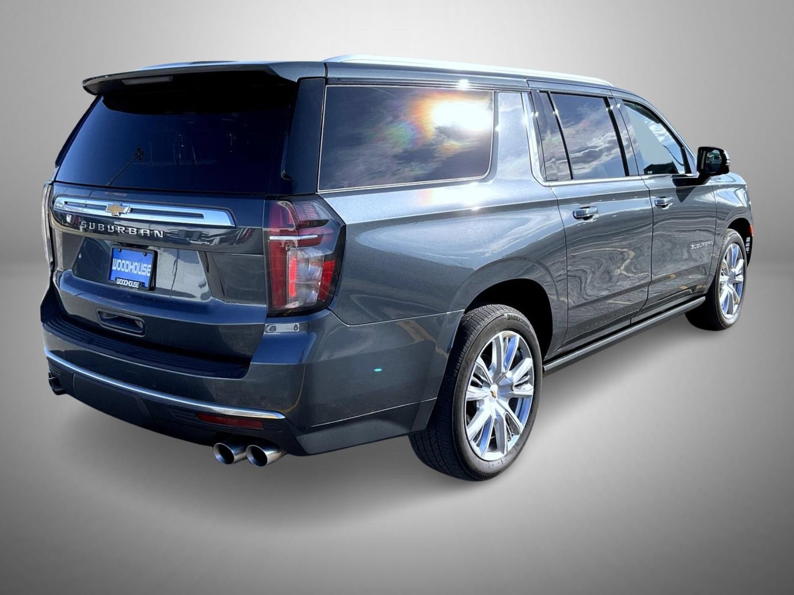 Used 2021 Shadow Gray Metallic Chevrolet High Country image 5