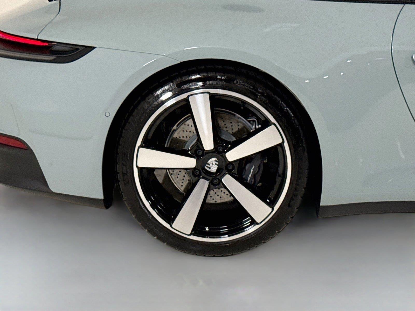 Used 2025 Shade Green Metallic Porsche Carrera | Surround View | Sport Exhaust | BOSE | Classic Wheels image 35