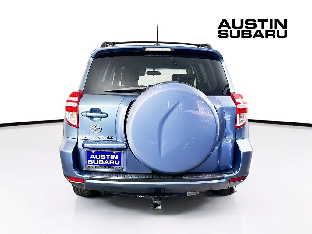 Used 2010 Blue Toyota Base image 6