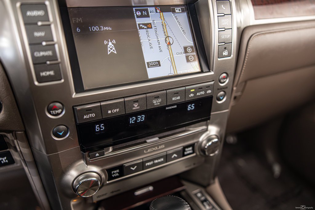 Used 2018 Red Lexus 460 image 26