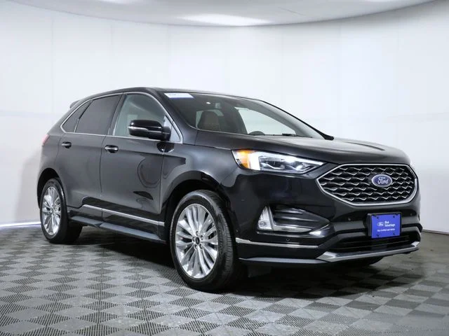 2024 Ford Edge Titanium AWD's photo