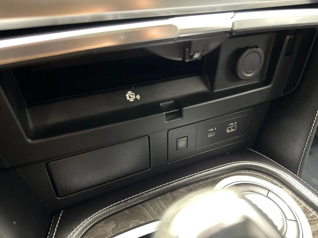 Used 2023 Black INFINITI LUXE image 72