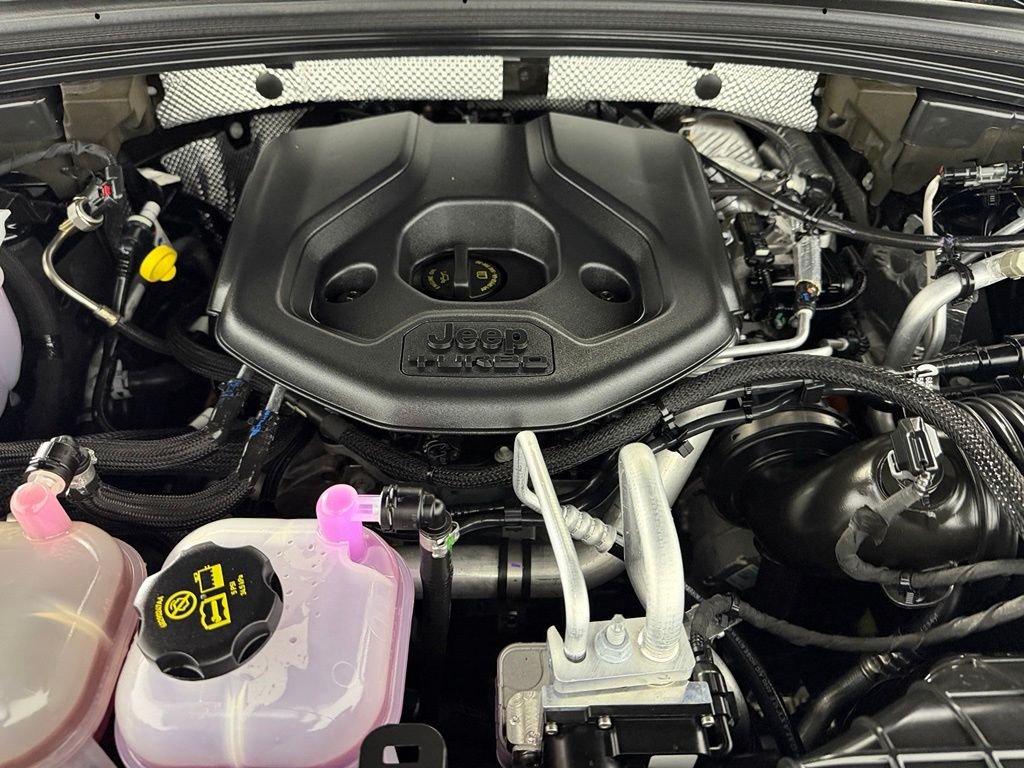 Used 2022 Black Jeep Trailhawk 4xe image 37