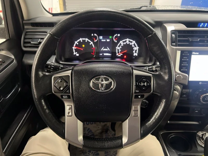 Used 2024  Toyota SR5 Premium image 24