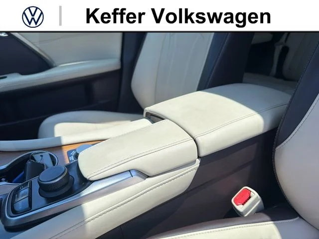 Used 2017  Lexus 350 image 22