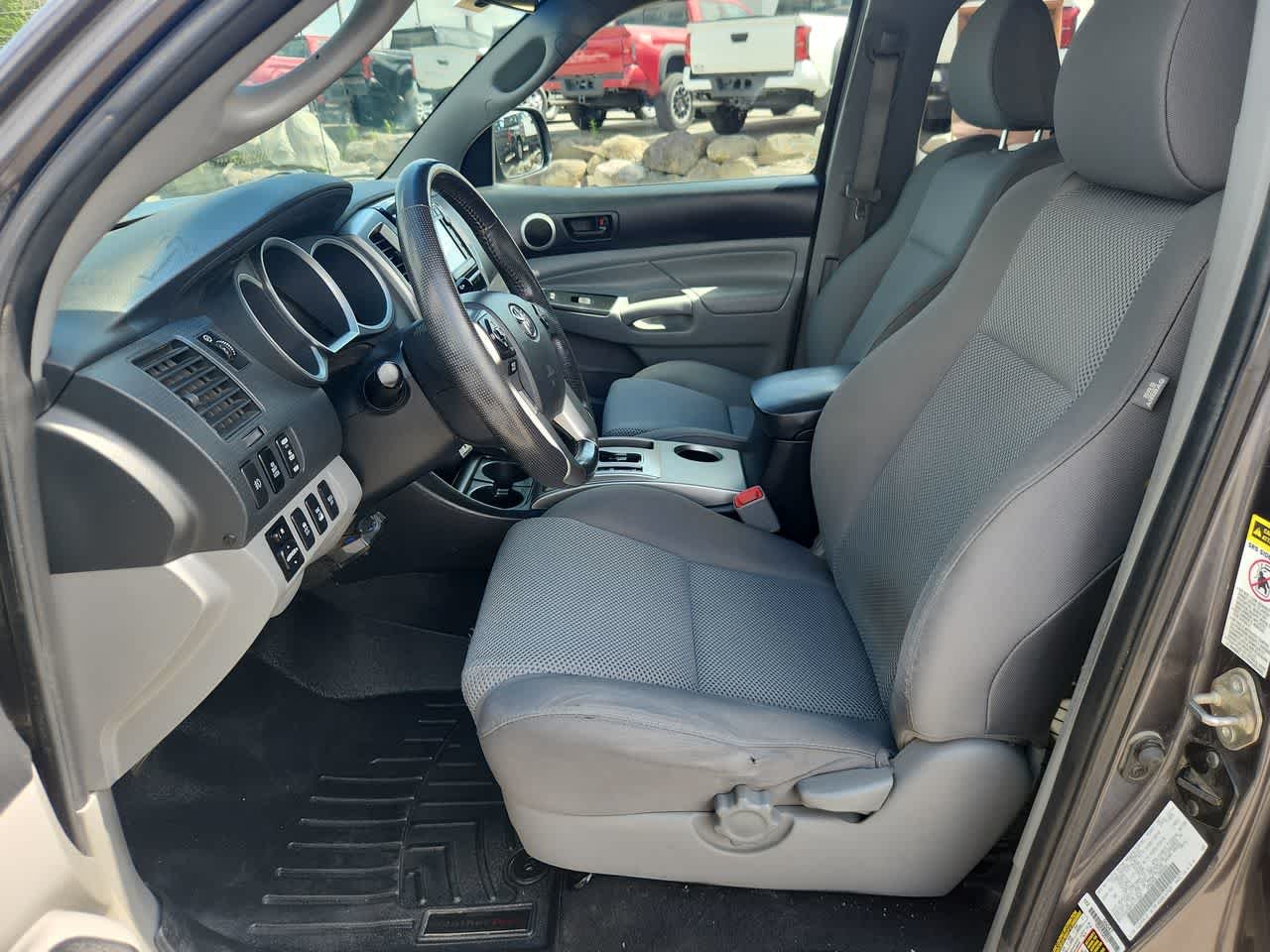 Used 2015 Magnetic Gray Metallic Toyota  image 13