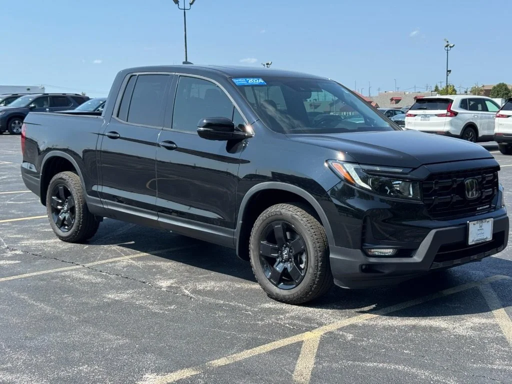 Certified Used 2024 Black Honda Black Edition image 2