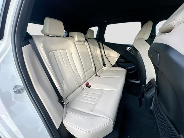 New 2026 White BMW 30 xDrive image 20