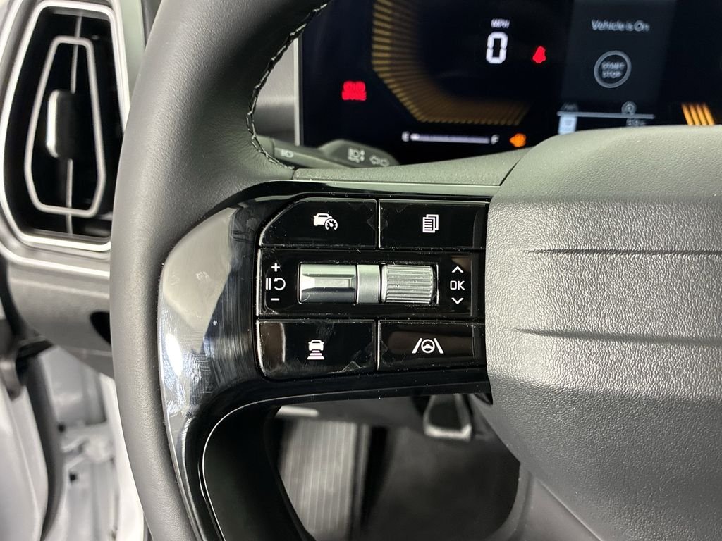 New 2026 Glacial White Pearl Kia LX image 22