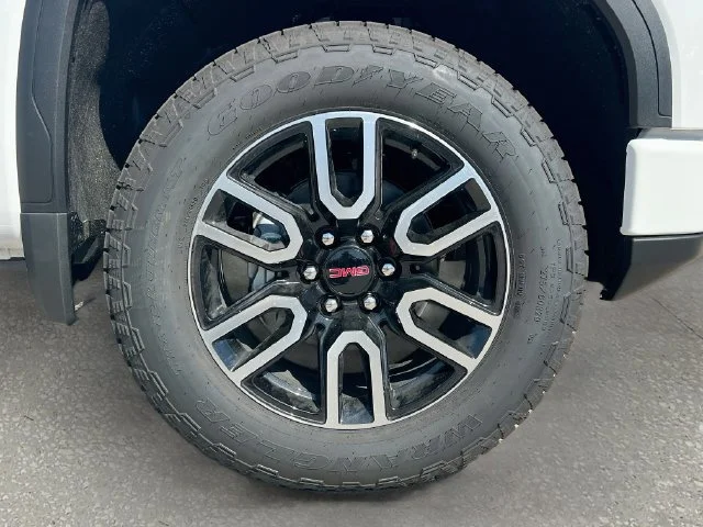 2026 GMC Sierra 1500 AT4 - Photo 19