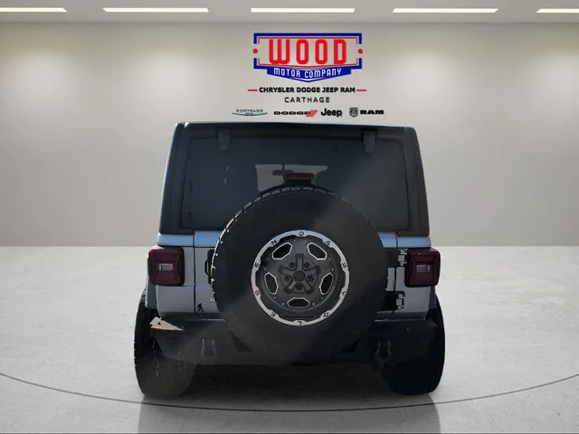Used 2018 Billet Silver Metallic Clearcoat Jeep Unlimited Sport S image 3