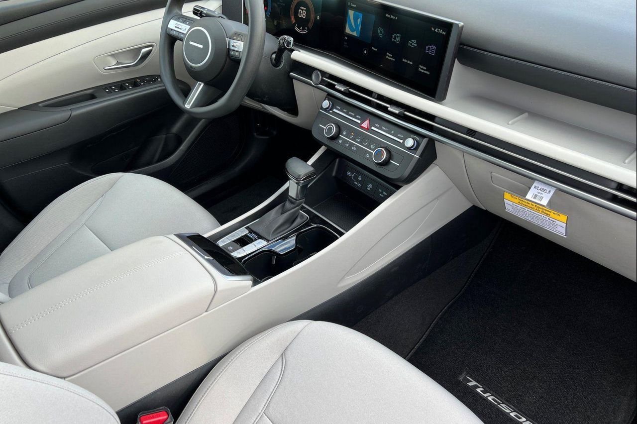 New 2026 Green Hyundai SE AWD image 19