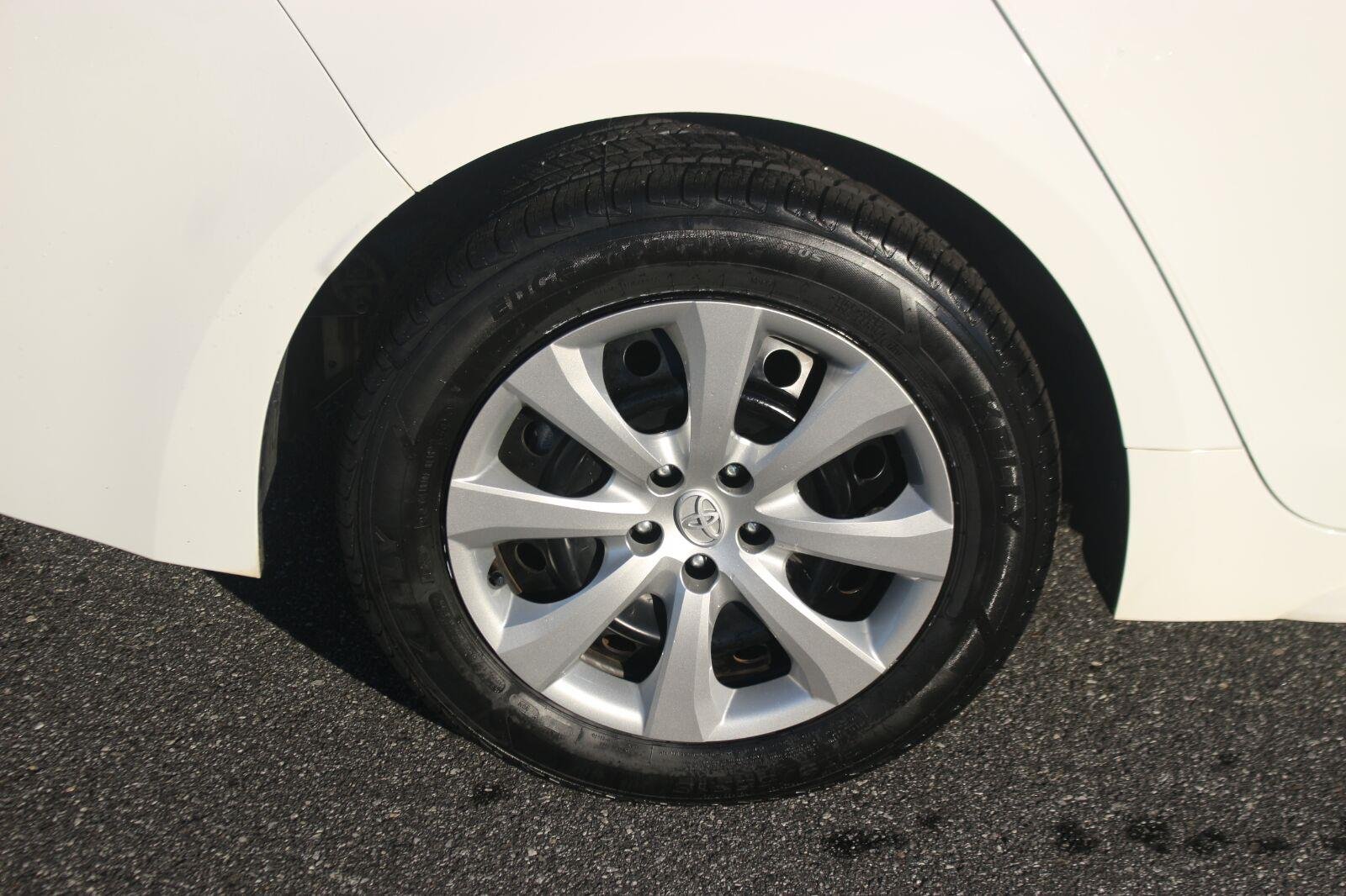 Used 2024 White Toyota LE image 29