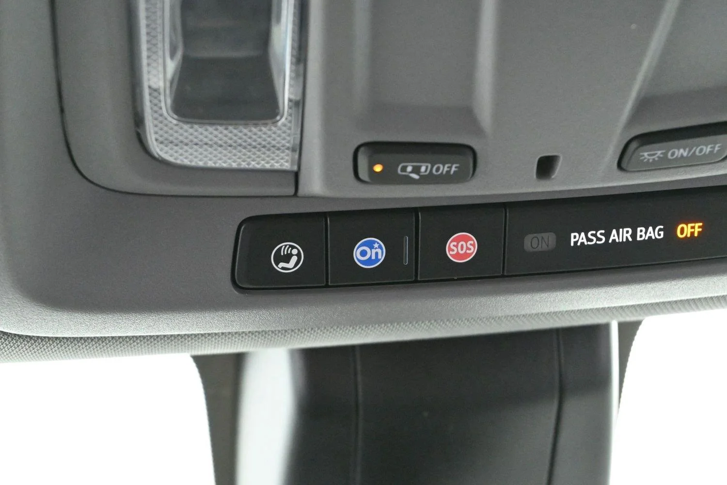Used 2022 Summit White Chevrolet Custom image 27