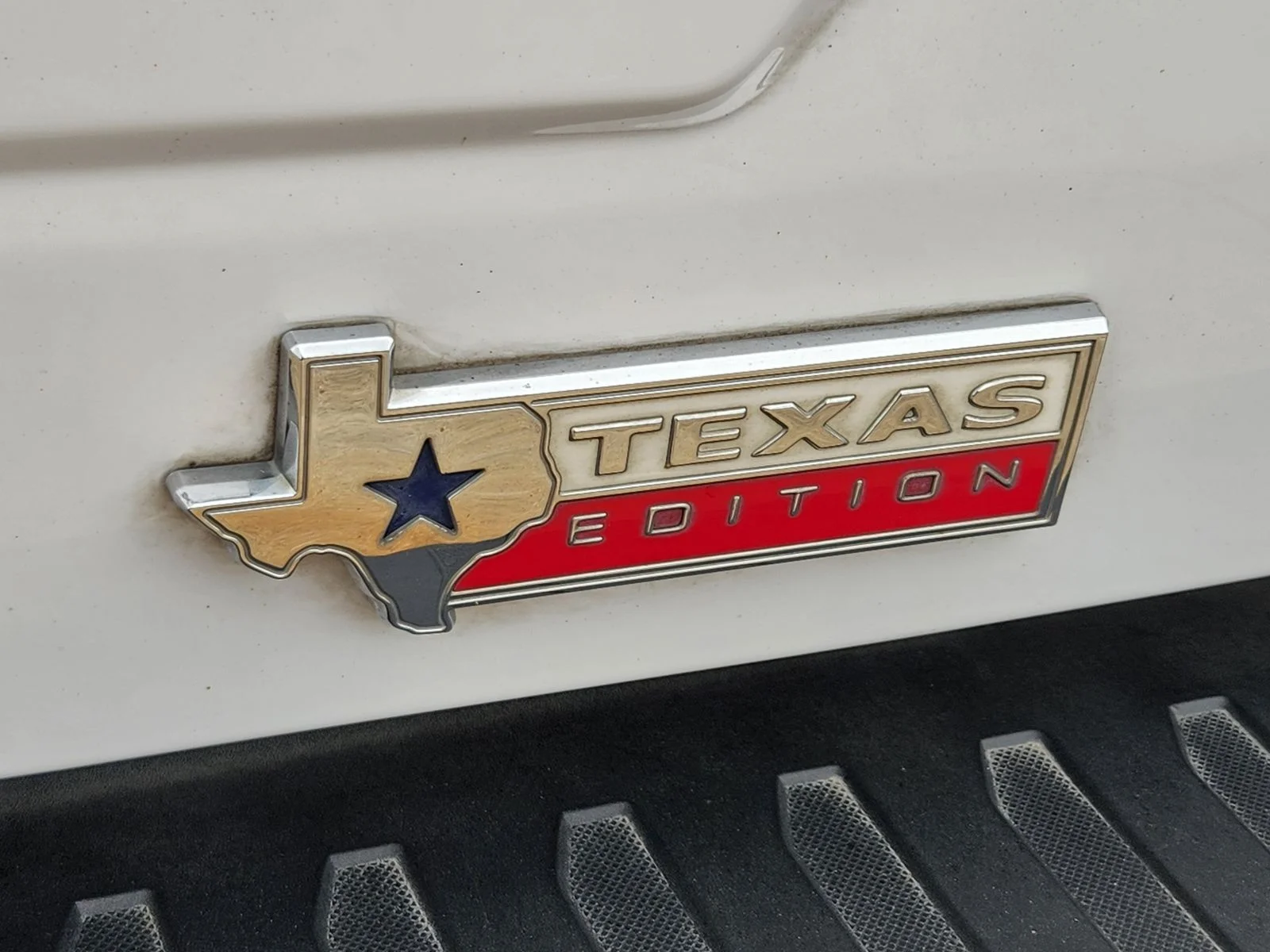 Used 2020 White Ford XLT image 12