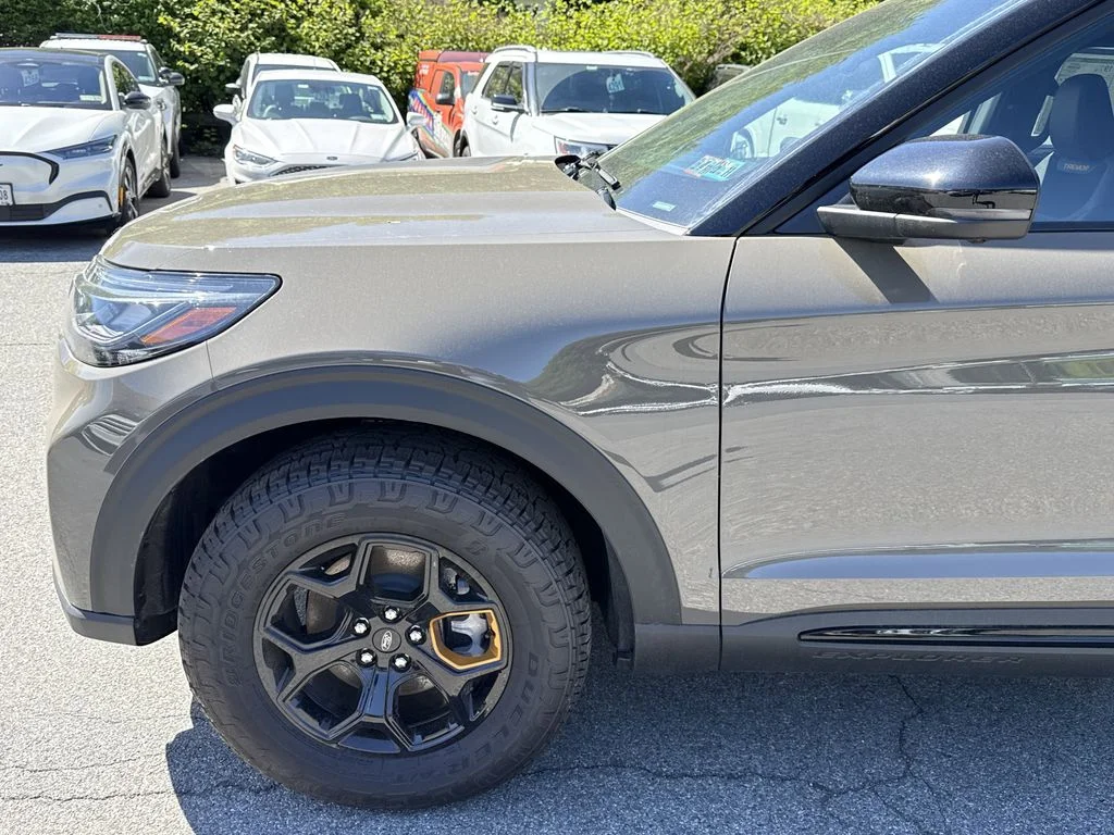 New 2026 Marsh Gray Ford Tremor® image 10