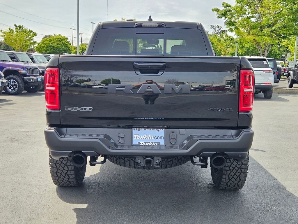 New 2026 Diamond Black Crystal Pearl-Coat Exterior Paint RAM RHO image 5