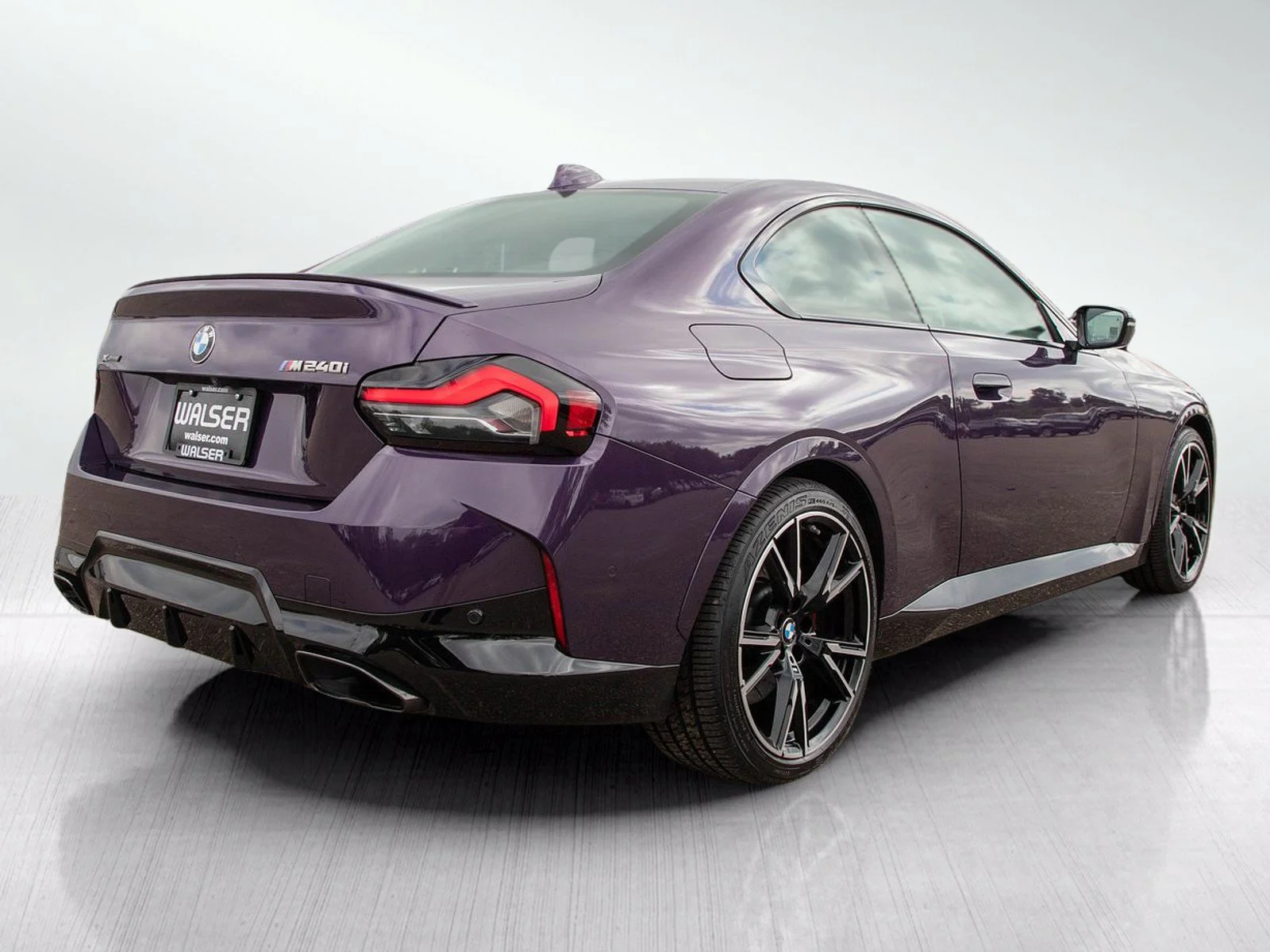 Used 2022 Thundernight Metallic BMW M240i image 5