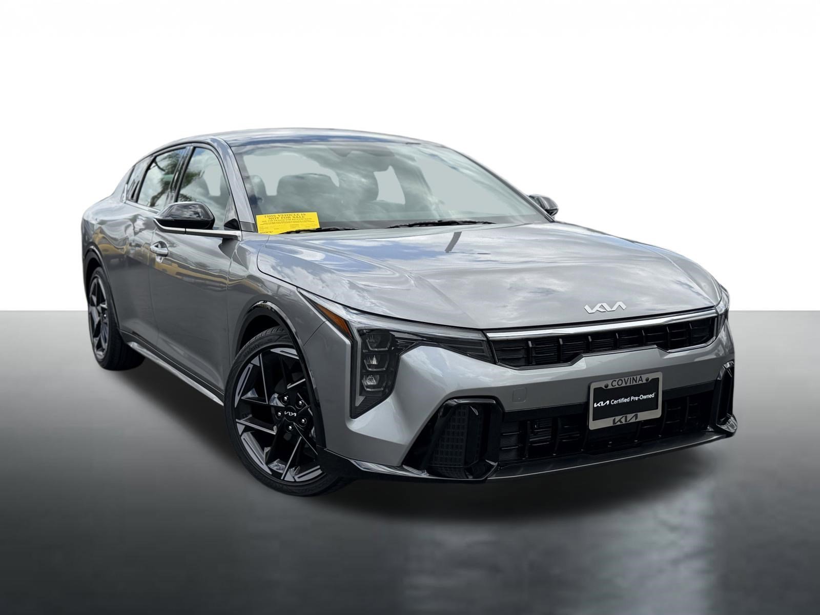 2025 Kia K4 GT-Line AT's photo