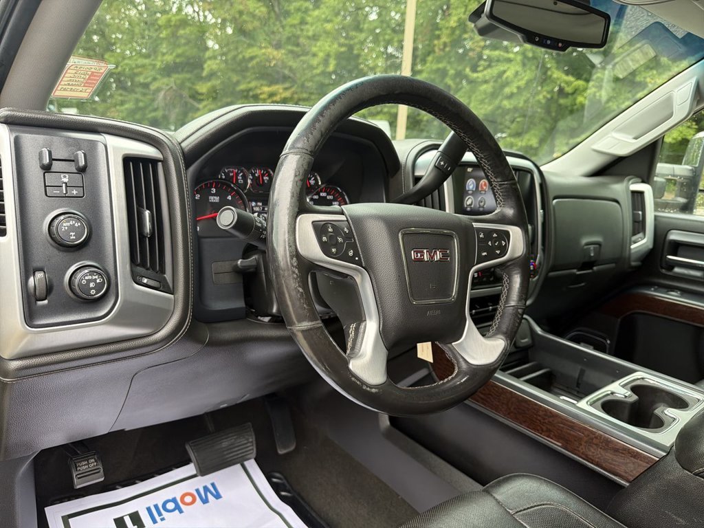 Used 2015 Black GMC SLT image 10