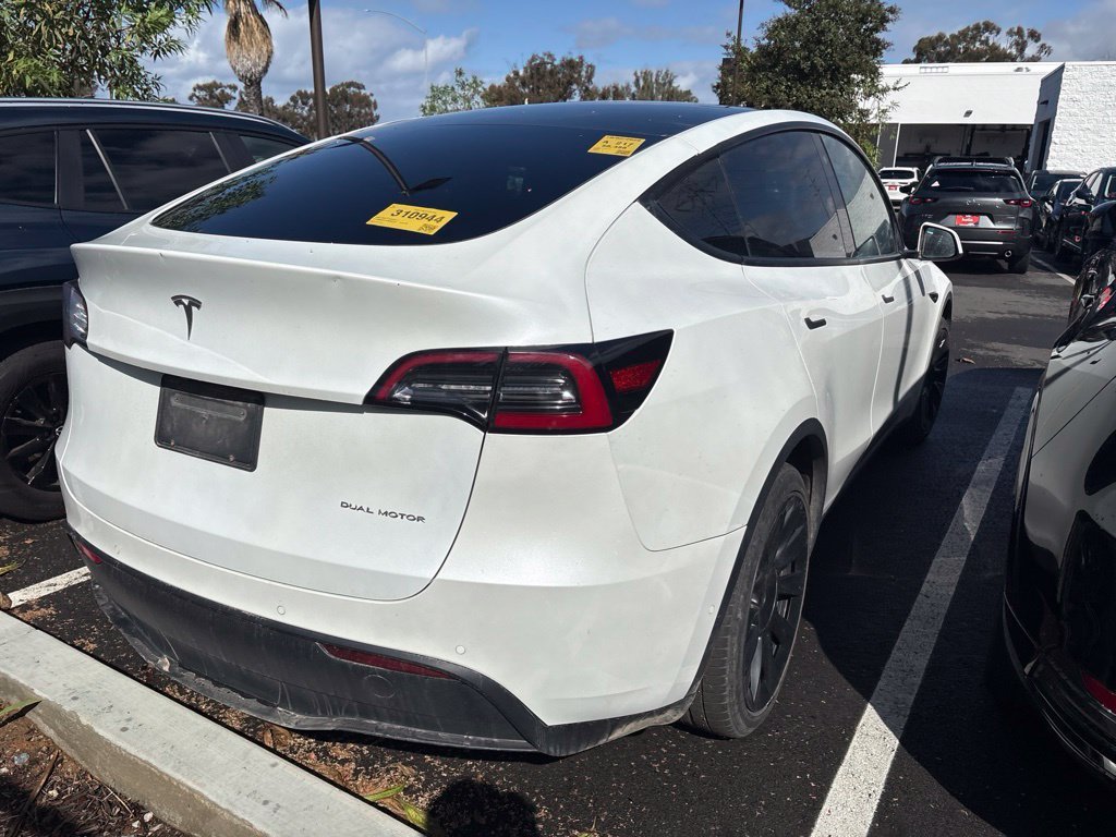 Used 2020  Tesla Performance image 4