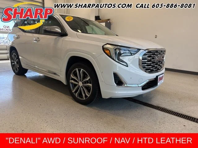 2020 GMC Terrain Denali AWD's photo
