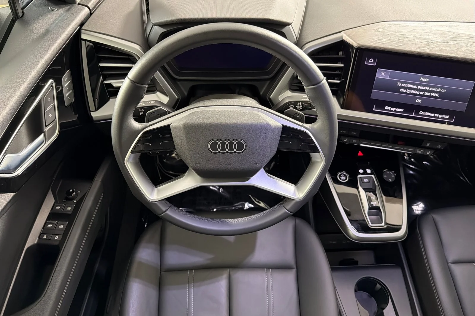 2025 Audi Q4 e-tron Premium - Photo 13
