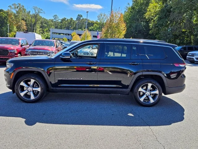 Used 2021 Black Jeep Limited image 10