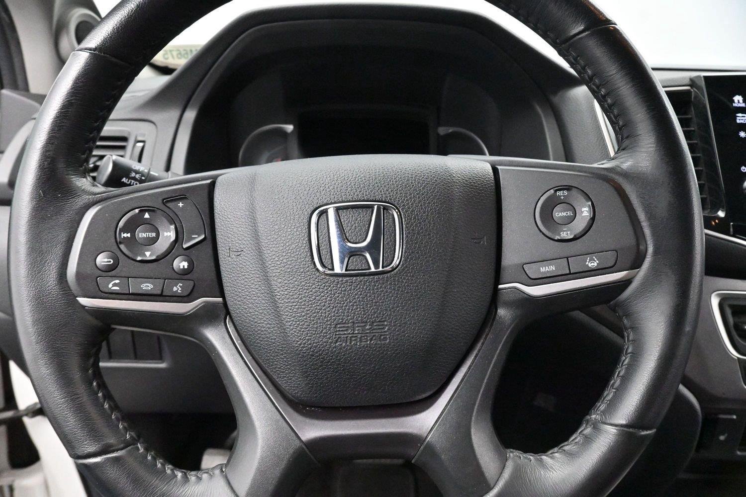 Used 2020 Platinum White Pearl Honda EX-L image 18