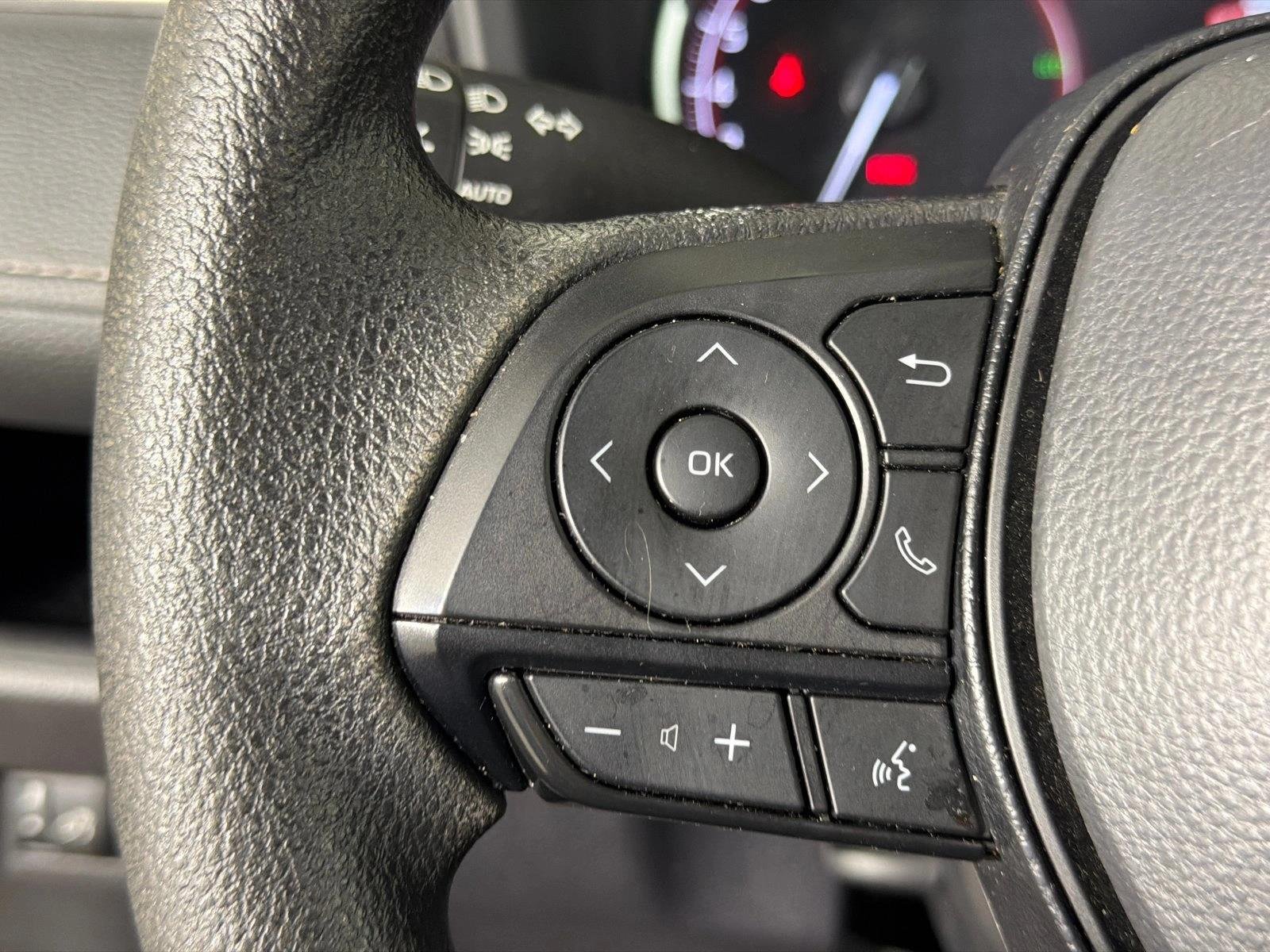 Used 2025 Midnight Black Metallic Toyota XLE image 24