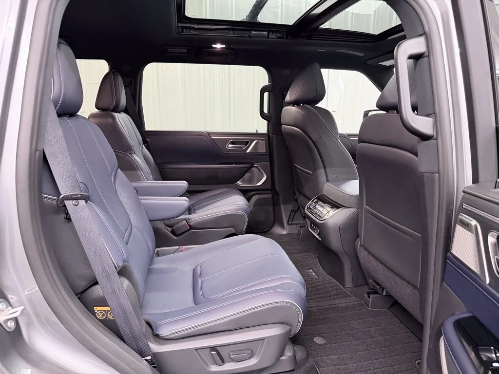 Certified Used 2026 Silver INFINITI SPORT image 42