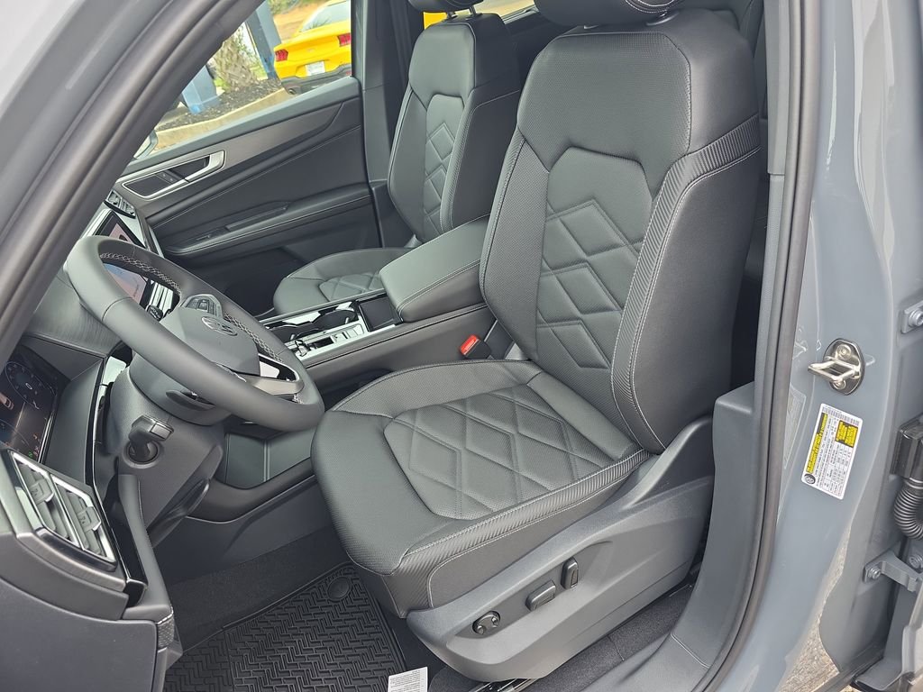 New 2026 Gray Volkswagen 2.0T SE w/Technology image 12