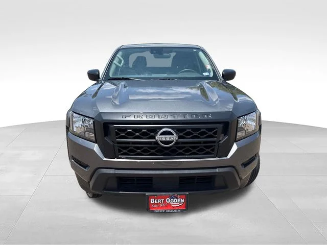 Used 2024 Gray Nissan S image 2