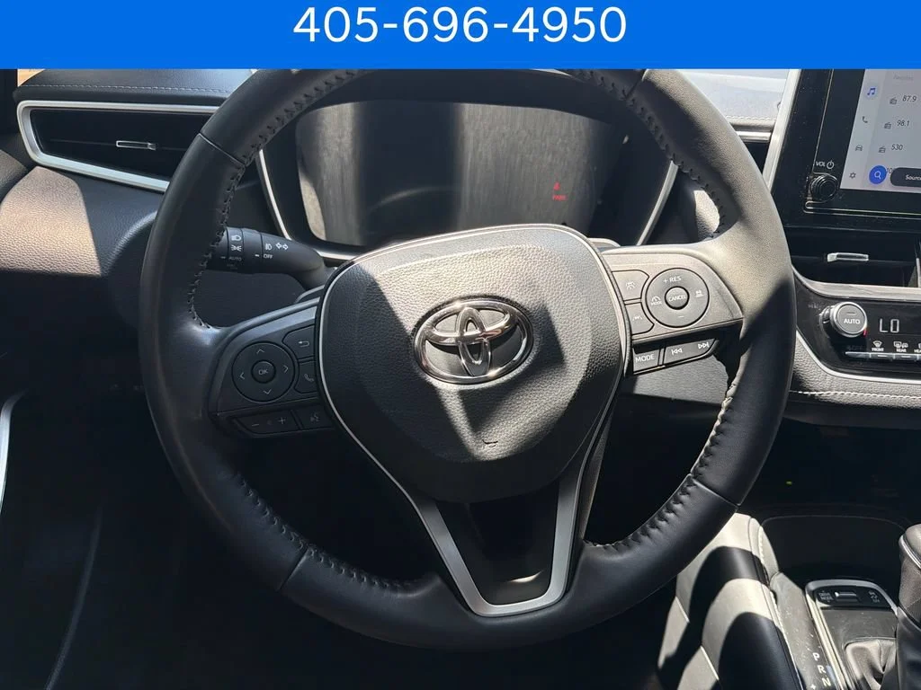 Pre-Owned 2024 Toyota Corolla Hatchback XSE