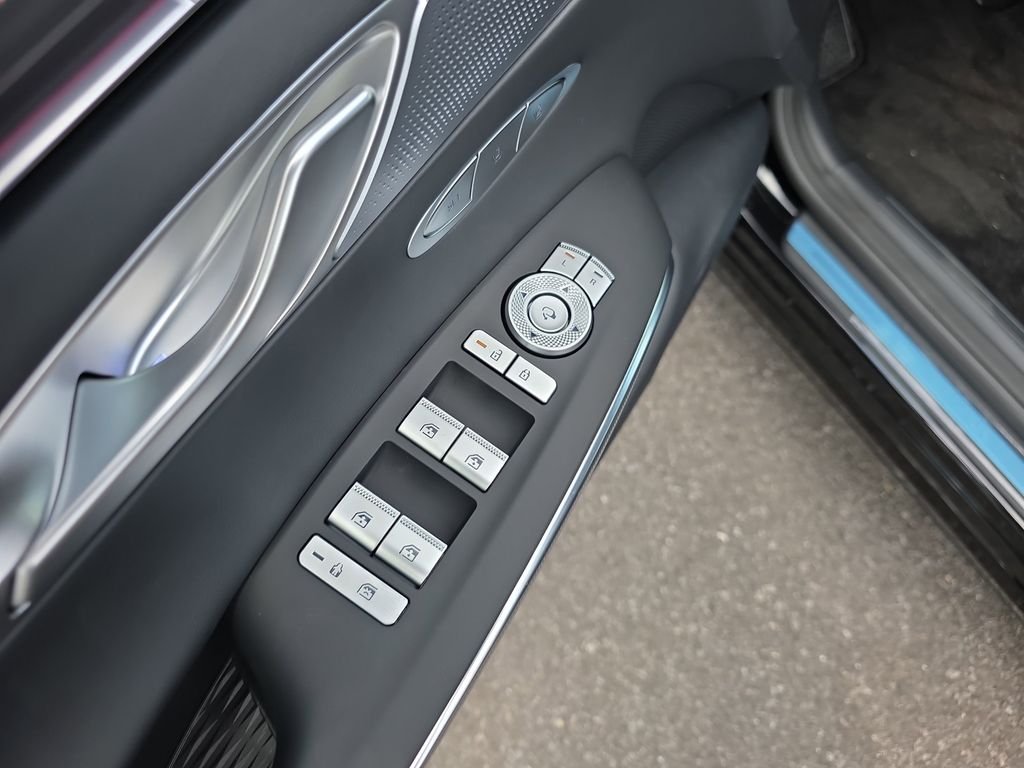 2026 GENESIS GV70 Sport Advanced - Photo 22