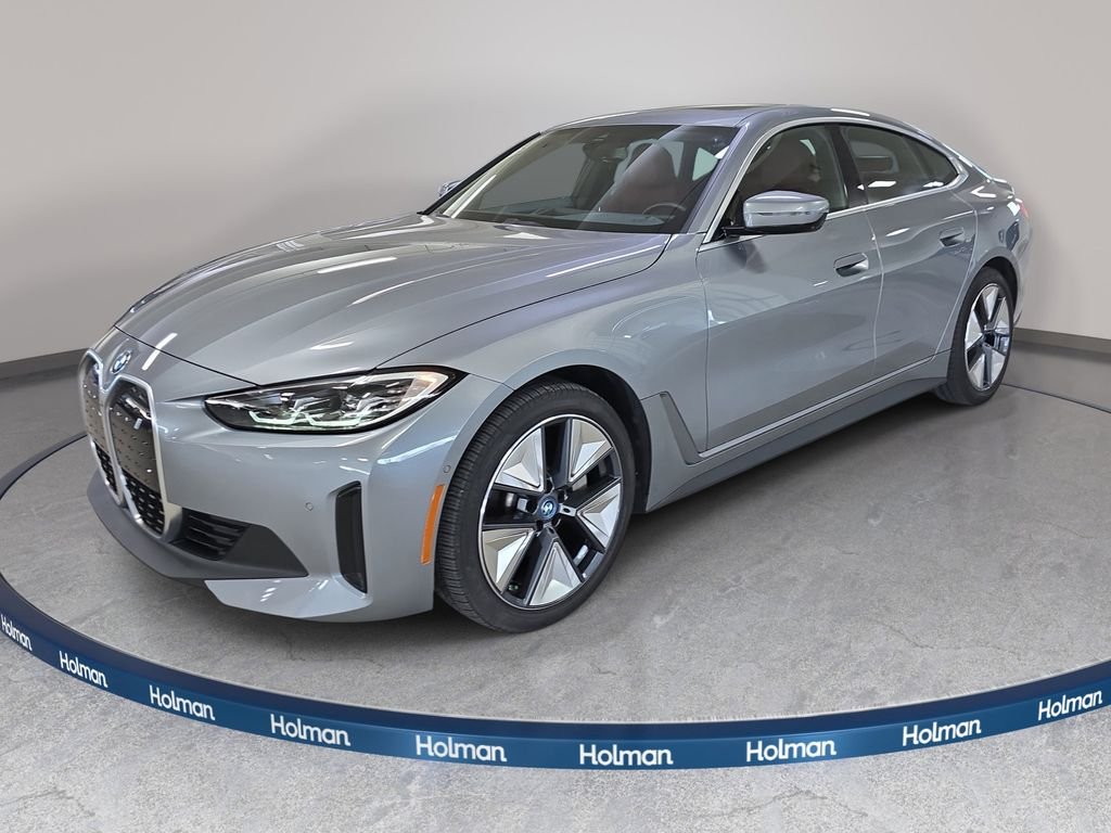 2023 BMW i4 eDrive35's photo