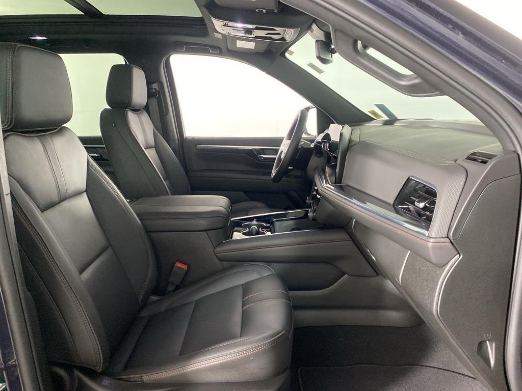 Used 2025 Ash Chevrolet RST image 31