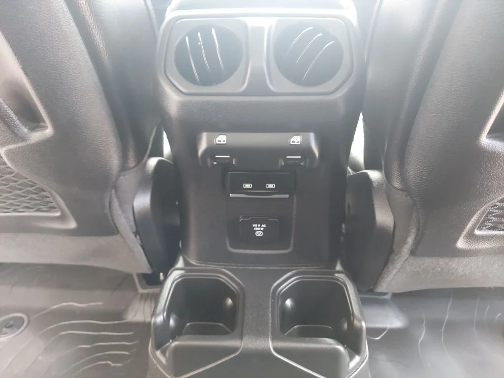Used 2023 White Jeep Mojave image 41