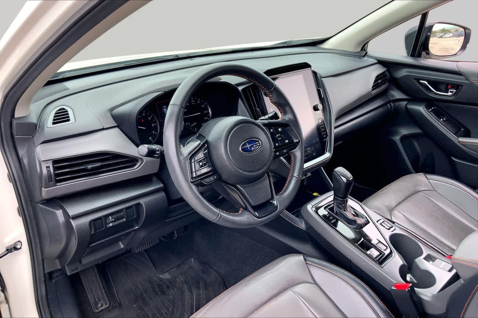 Used 2024 Crystal White Pearl Subaru Limited image 17