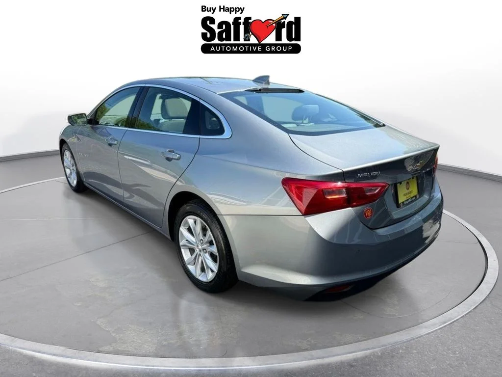 Used 2024 Gray Chevrolet LT image 5